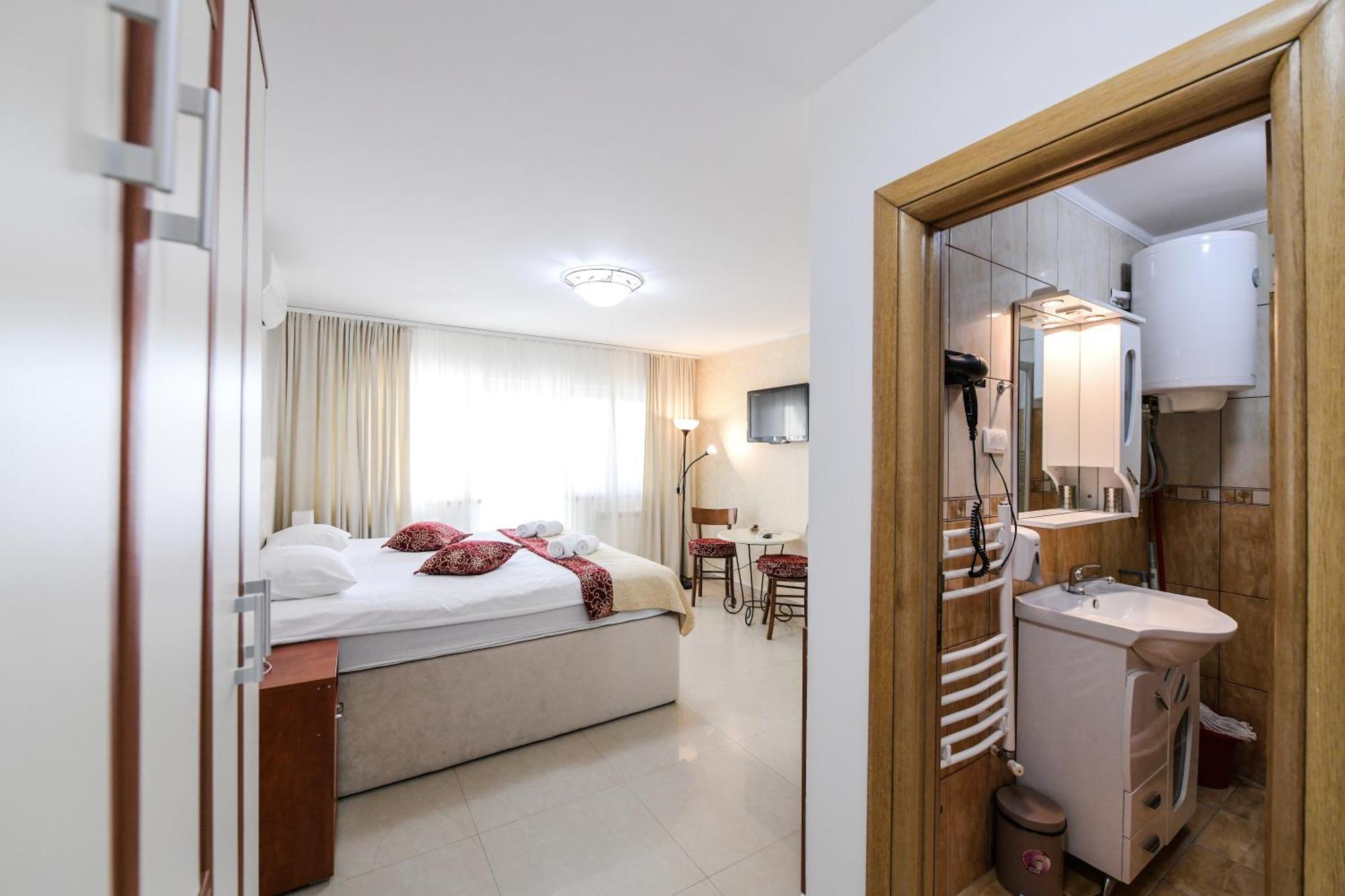 Suncani Breg Apartments Vrdnik Habitación foto