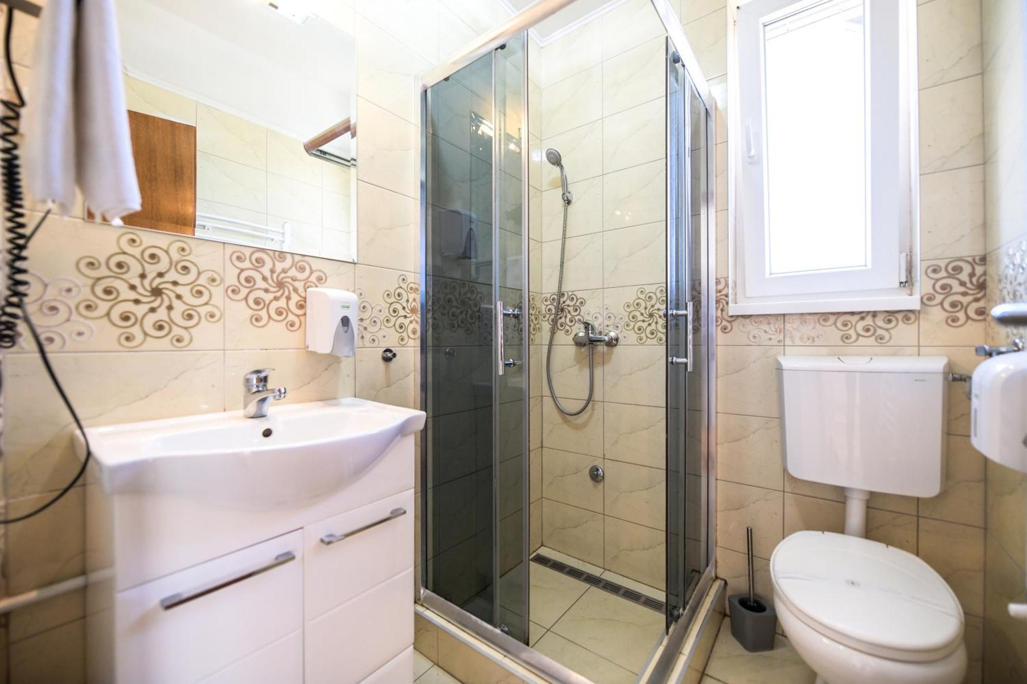 Suncani Breg Apartments Vrdnik Habitación foto