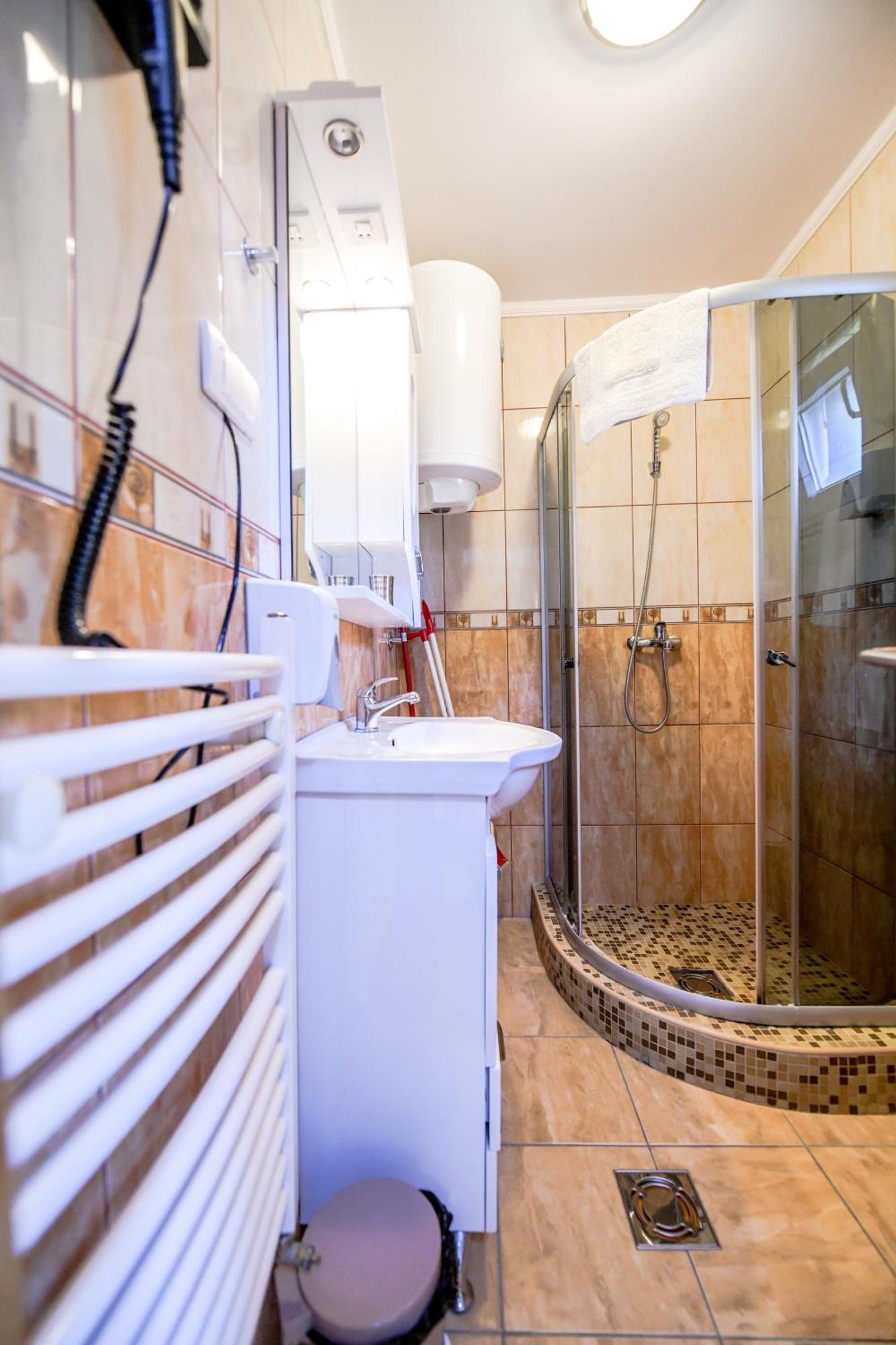 Suncani Breg Apartments Vrdnik Habitación foto